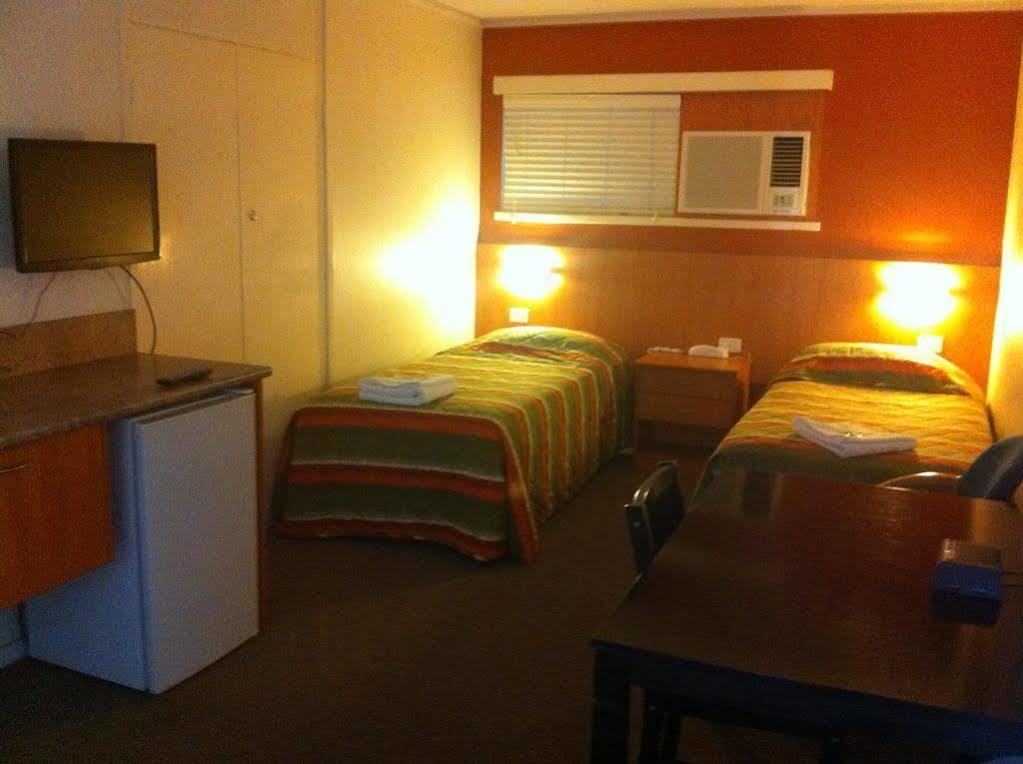 Motel Monaco อิพสวิช ภายนอก รูปภาพ