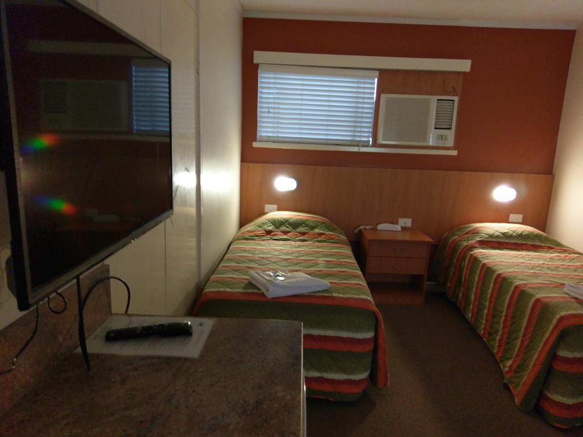 Motel Monaco อิพสวิช ภายนอก รูปภาพ